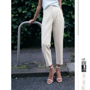 Zara Pants with a High Waist (Size M)